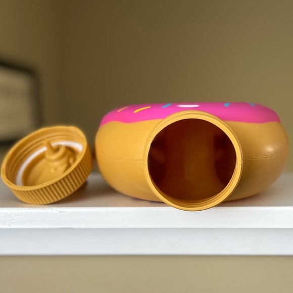 Universal Dining The Simpsons X Universal Studios Lard Lads Donut